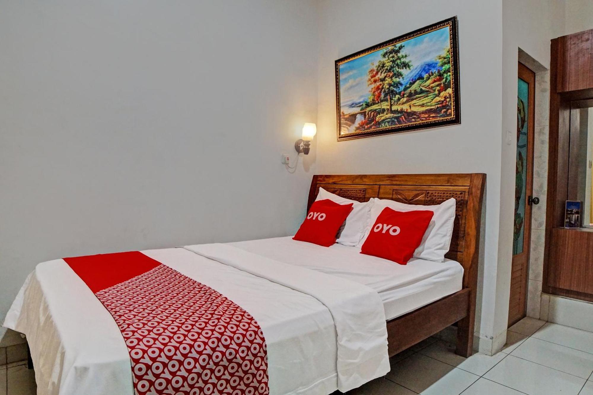 Oyo 92638 Jr Residence Syariah Medan Exteriör bild