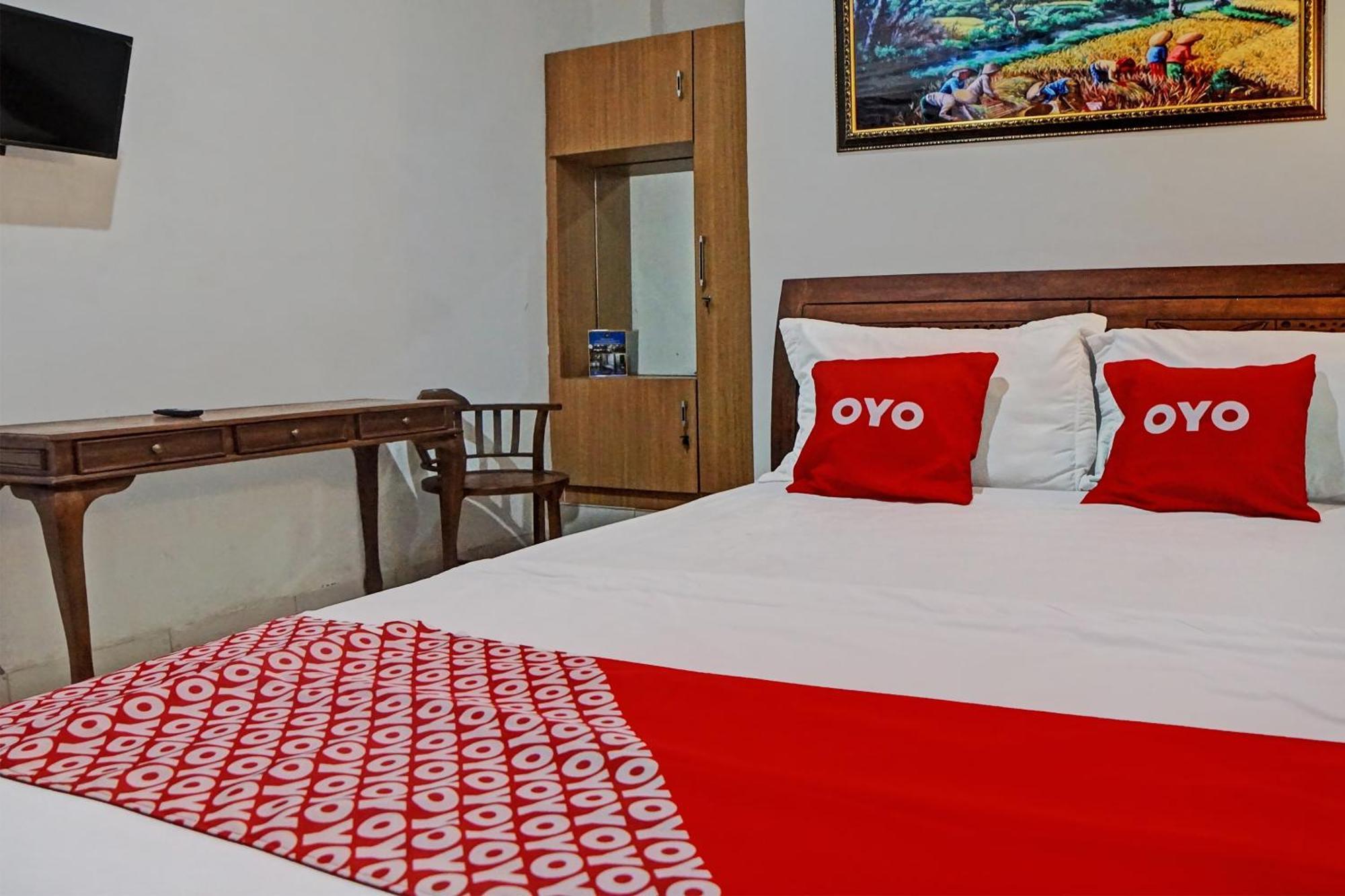 Oyo 92638 Jr Residence Syariah Medan Exteriör bild