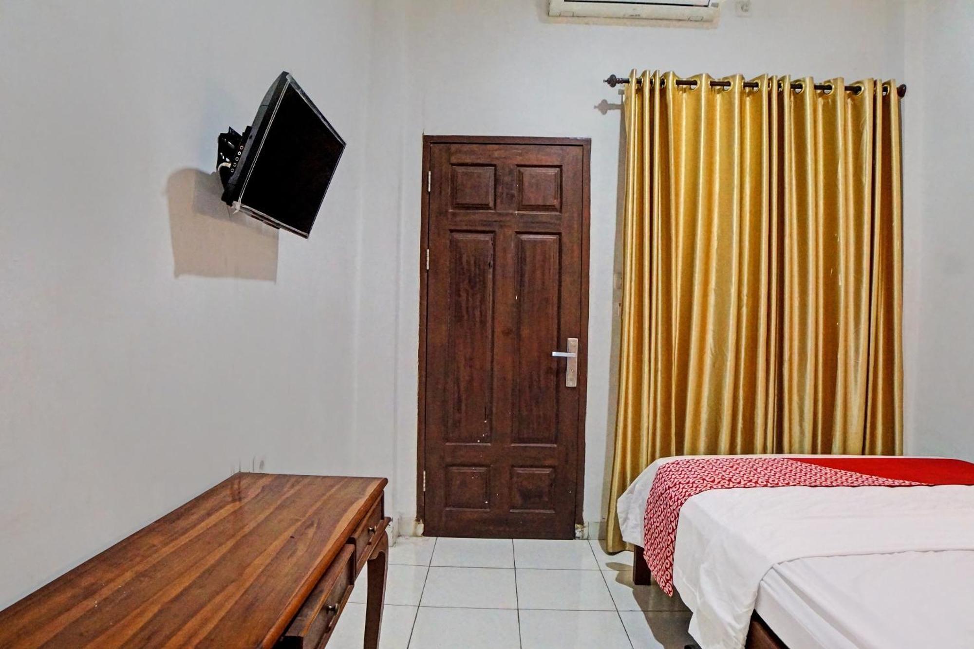 Oyo 92638 Jr Residence Syariah Medan Exteriör bild