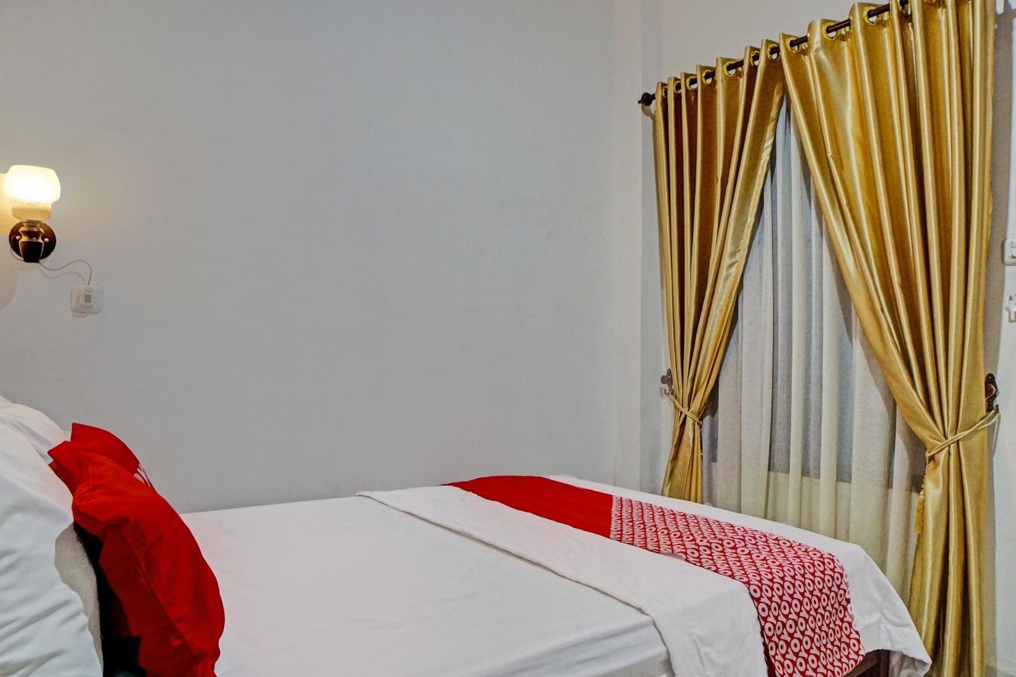 Oyo 92638 Jr Residence Syariah Medan Exteriör bild